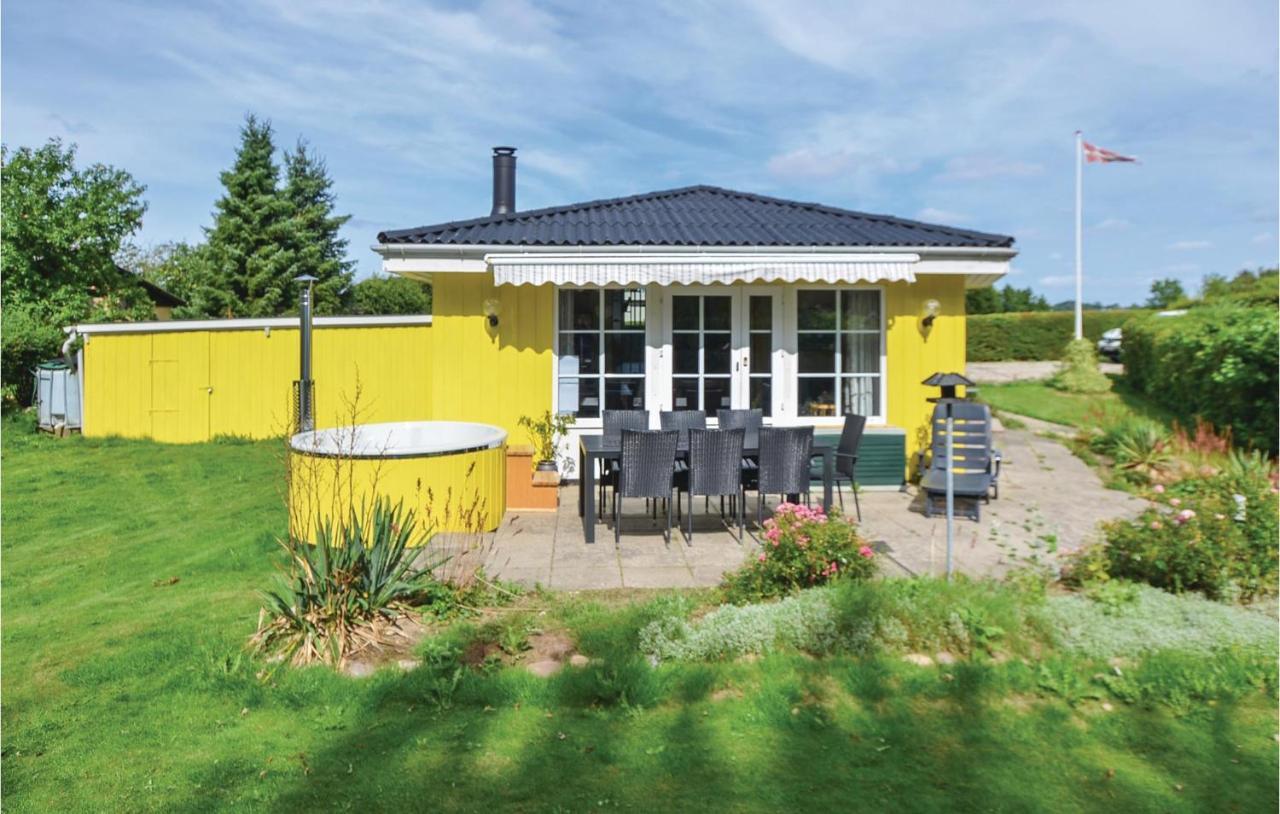 2 Bedroom Pet Friendly Home In Broager Bagian luar foto